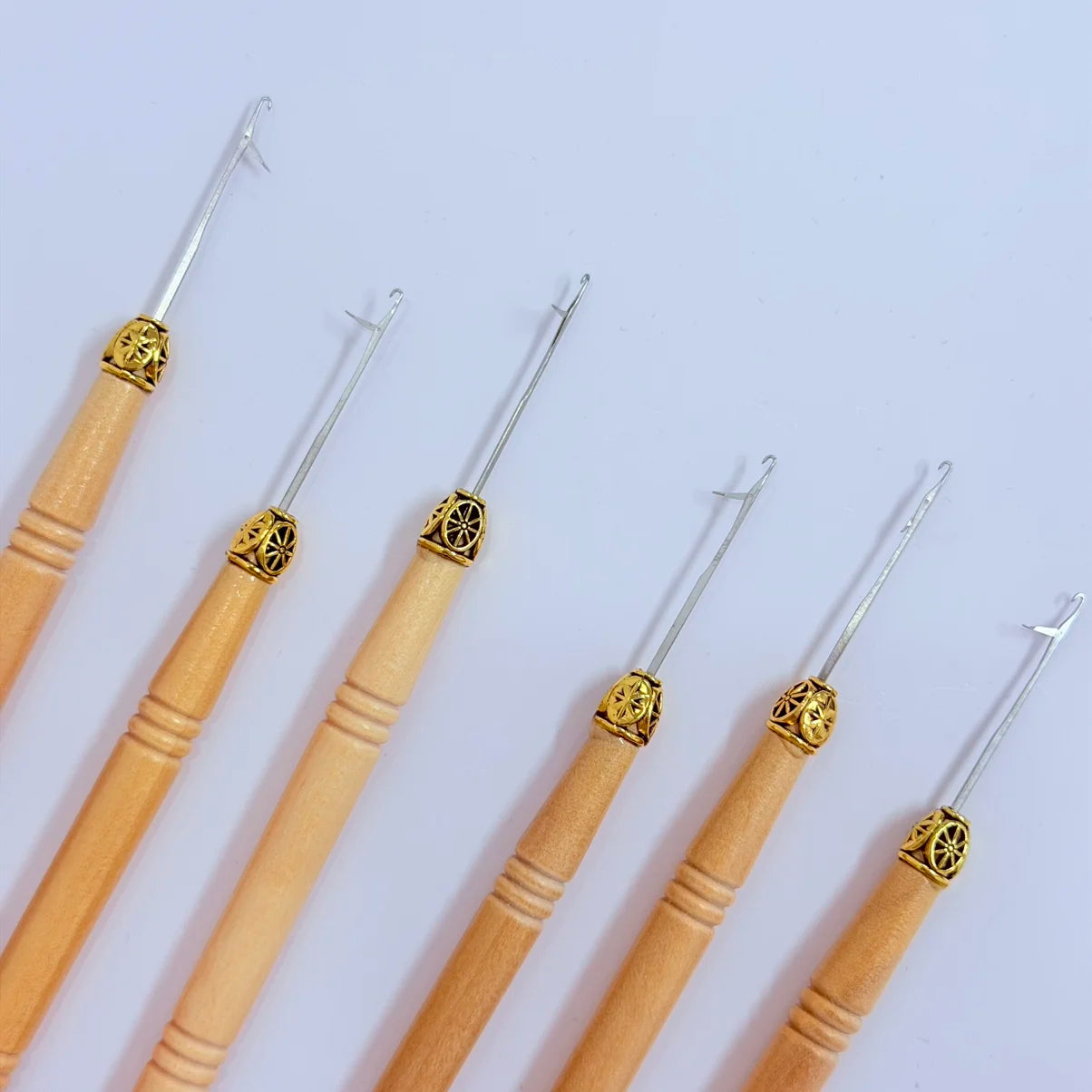 Hair Extensions Micro Pulling Needle Wood Hair Hook with Tongue Hair Crochet Hook