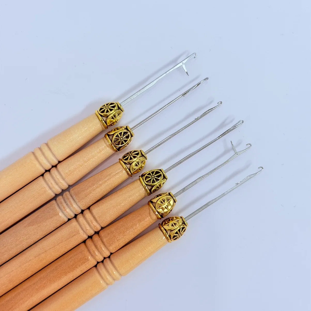 Hair Extensions Micro Pulling Needle Wood Hair Hook with Tongue Hair Crochet Hook